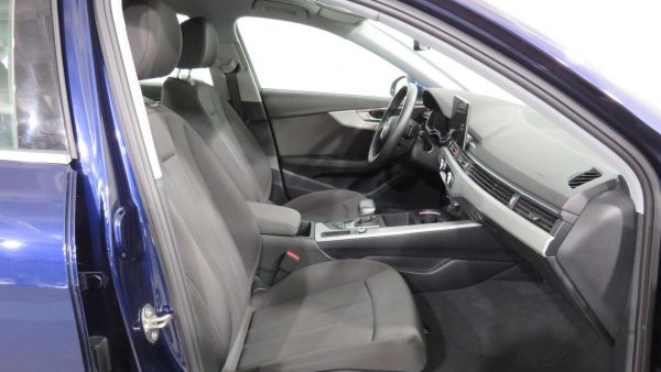 Audi A4 Advanced 30 TDI 100 kW (136 CV) S tronic